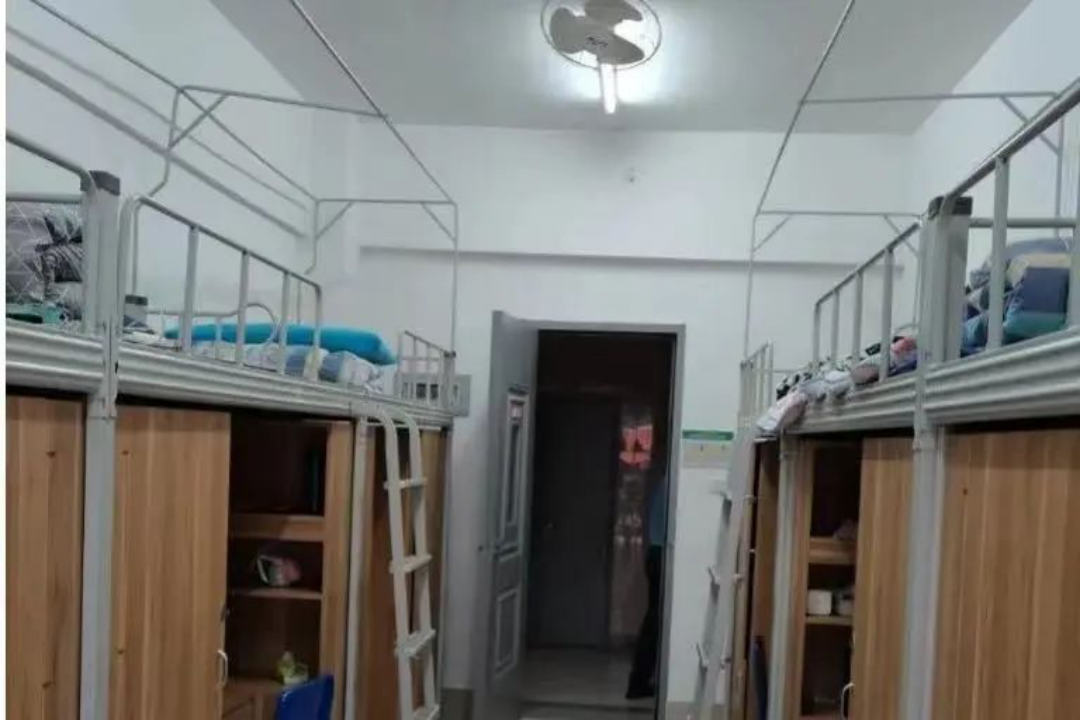 ��������r������У����h(hu��n)���P�c��