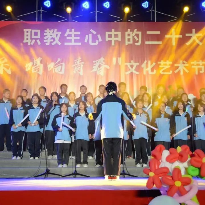 �Ϙs�I(y��)���g(sh��)�W(xu��)У���������L(f��ng)��������ഺ���Ϙs�I(y��)���g(sh��)�W(xu��)У�ϳ���ِ