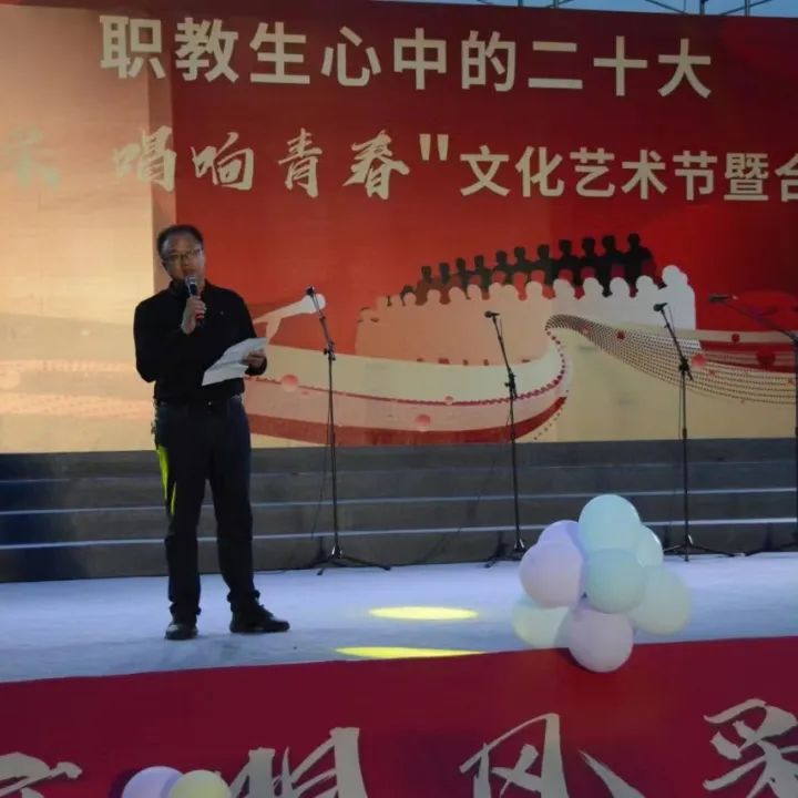 �Ϙs�I(y��)���g(sh��)�W(xu��)У���������L(f��ng)��������ഺ���Ϙs�I(y��)���g(sh��)�W(xu��)У�ϳ���ِ